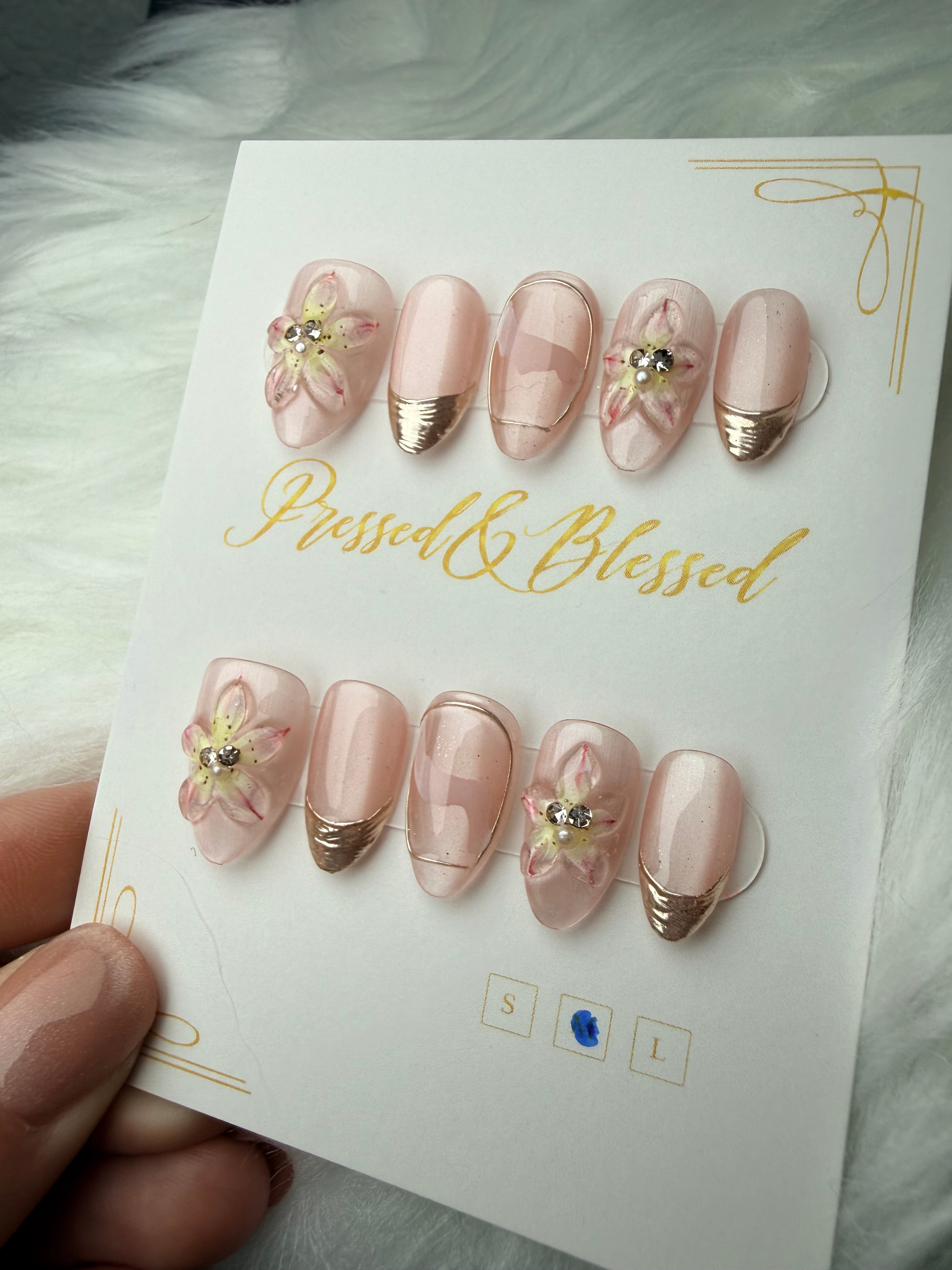 003 Daphne’s Debut - Luxury Press-On Nails