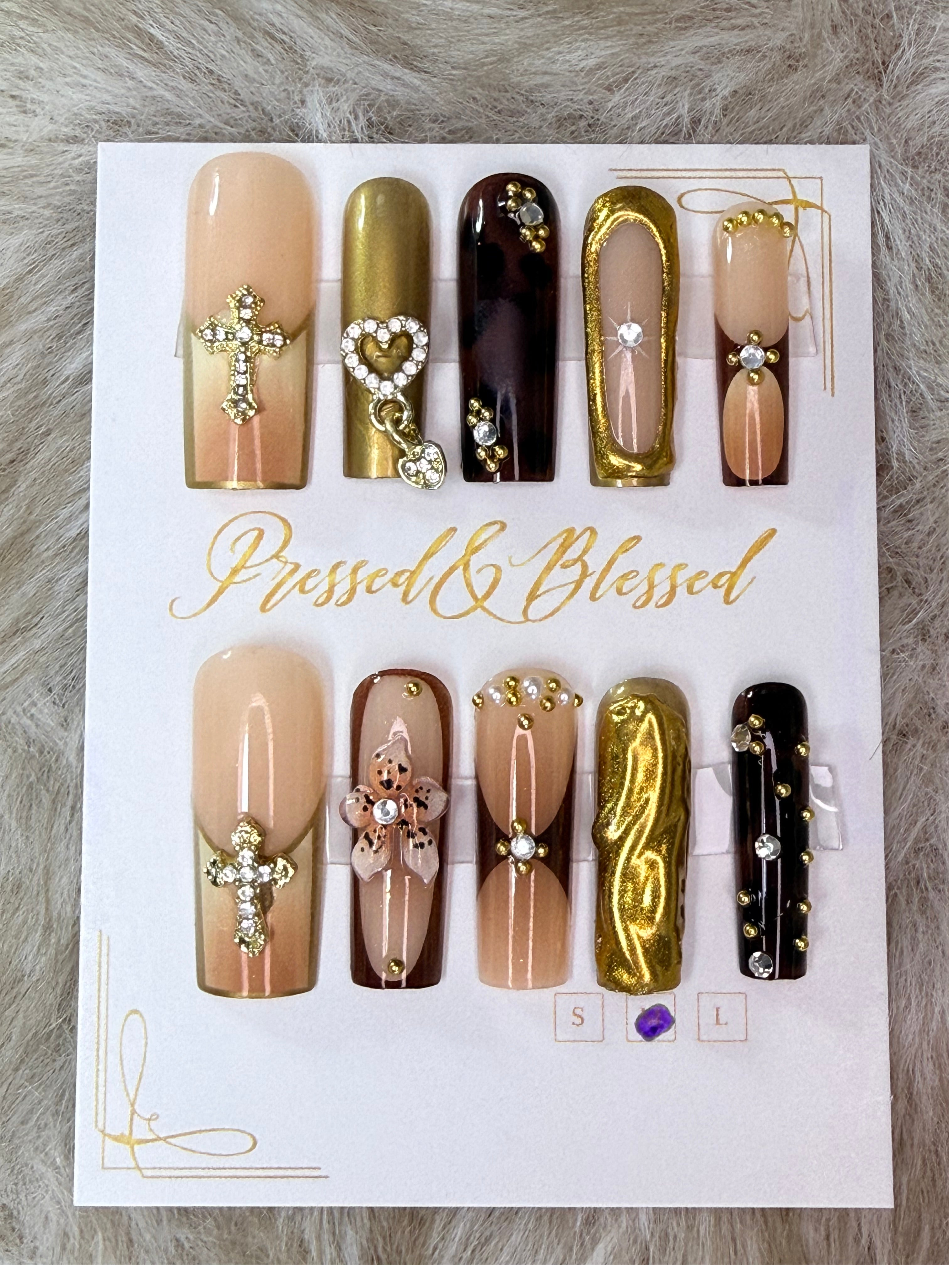 148 Gold Blooded - Press-On Nails