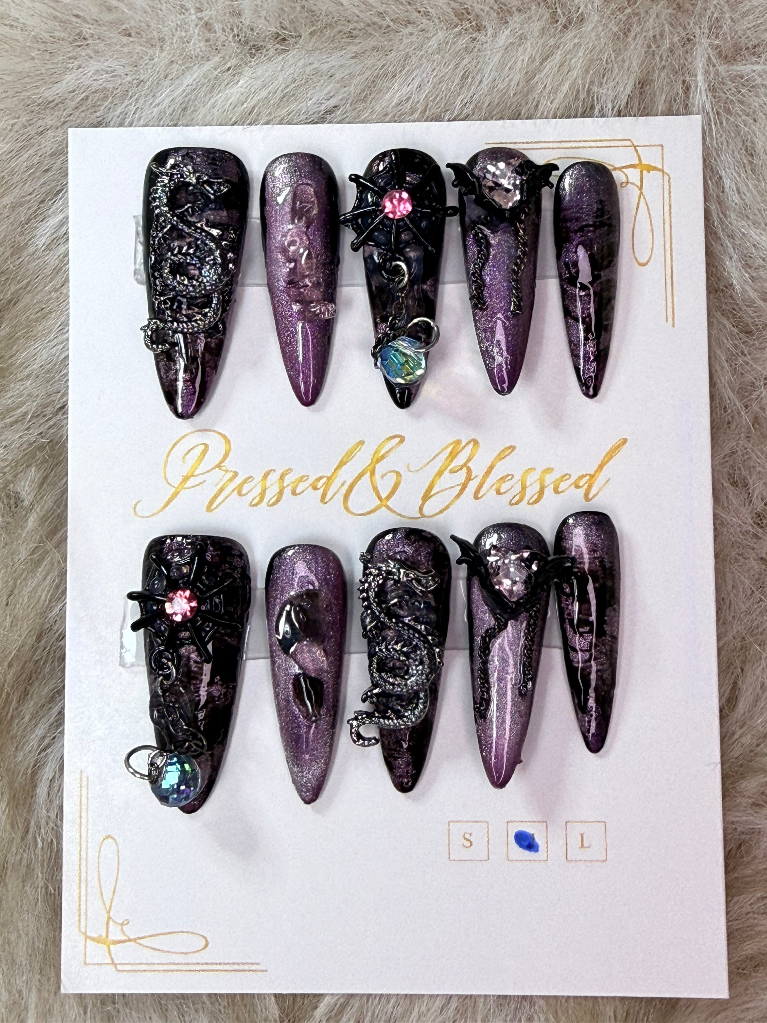 131 Heir to the Iron Throne - Luxury Press-On Nails