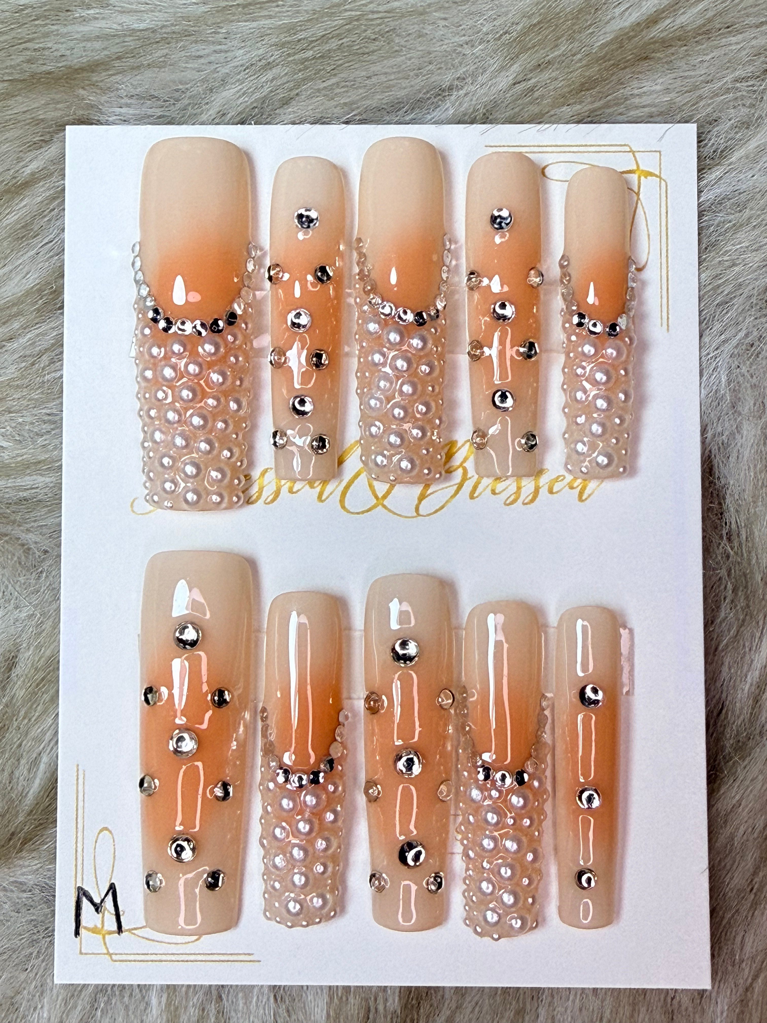 095 Champaigne Pearlfection - Luxury Press-On Nails
