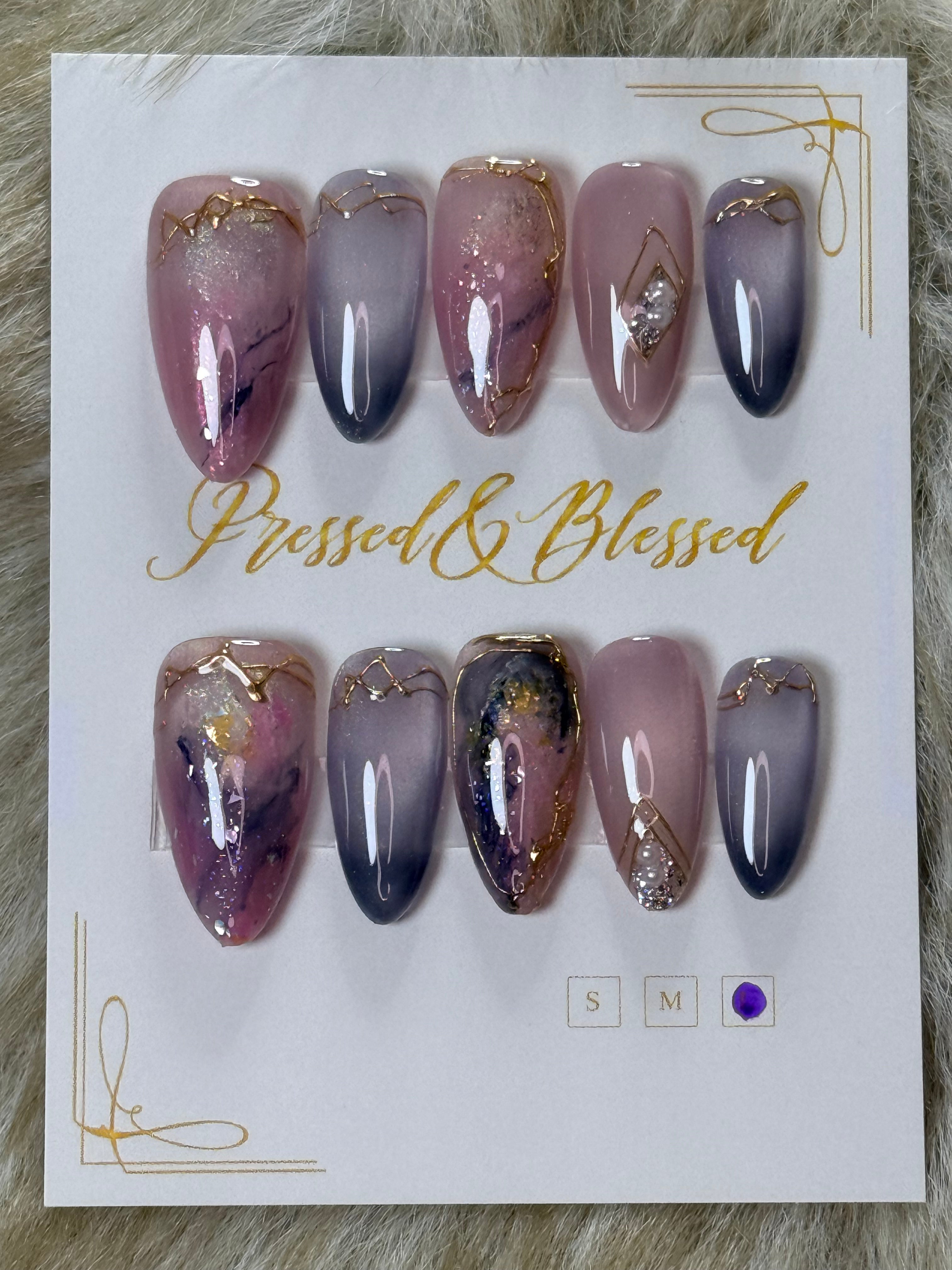 060 Gold-Veined Dreams - Luxury Press-On Nails