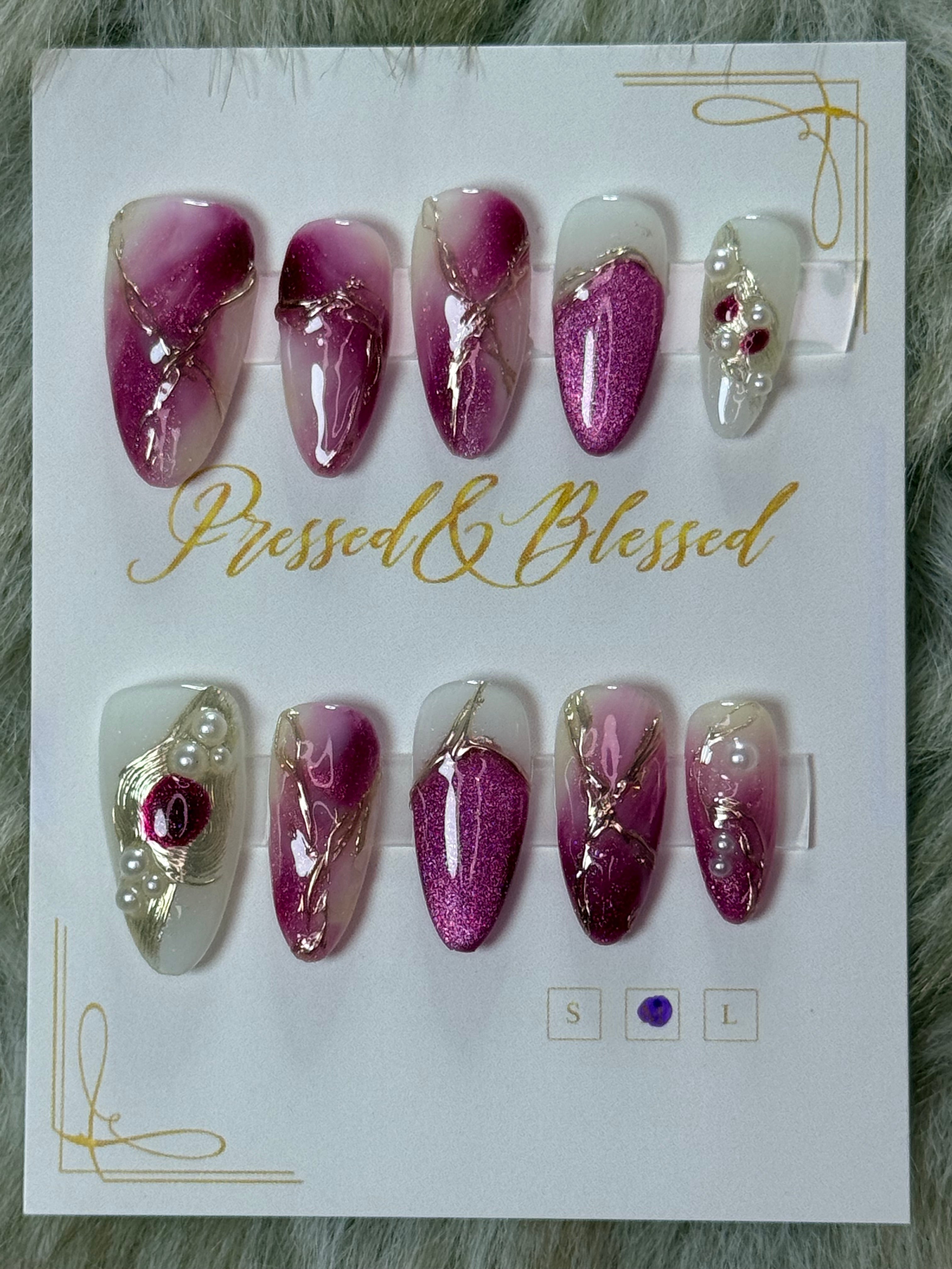 126 Plum Halo - Luxury Press-On Nails