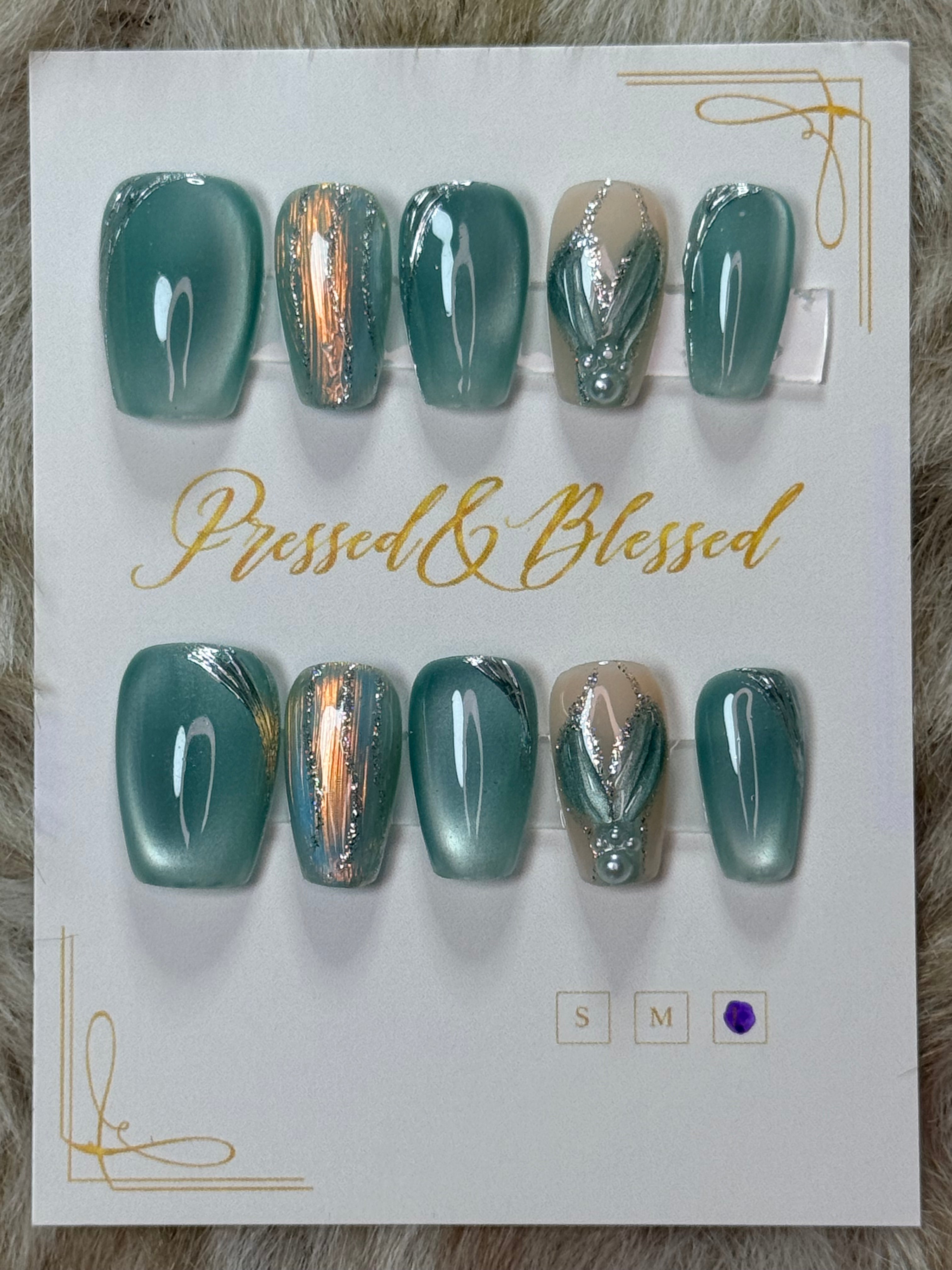 059 Emerald Tide - Luxury Press-On Nails