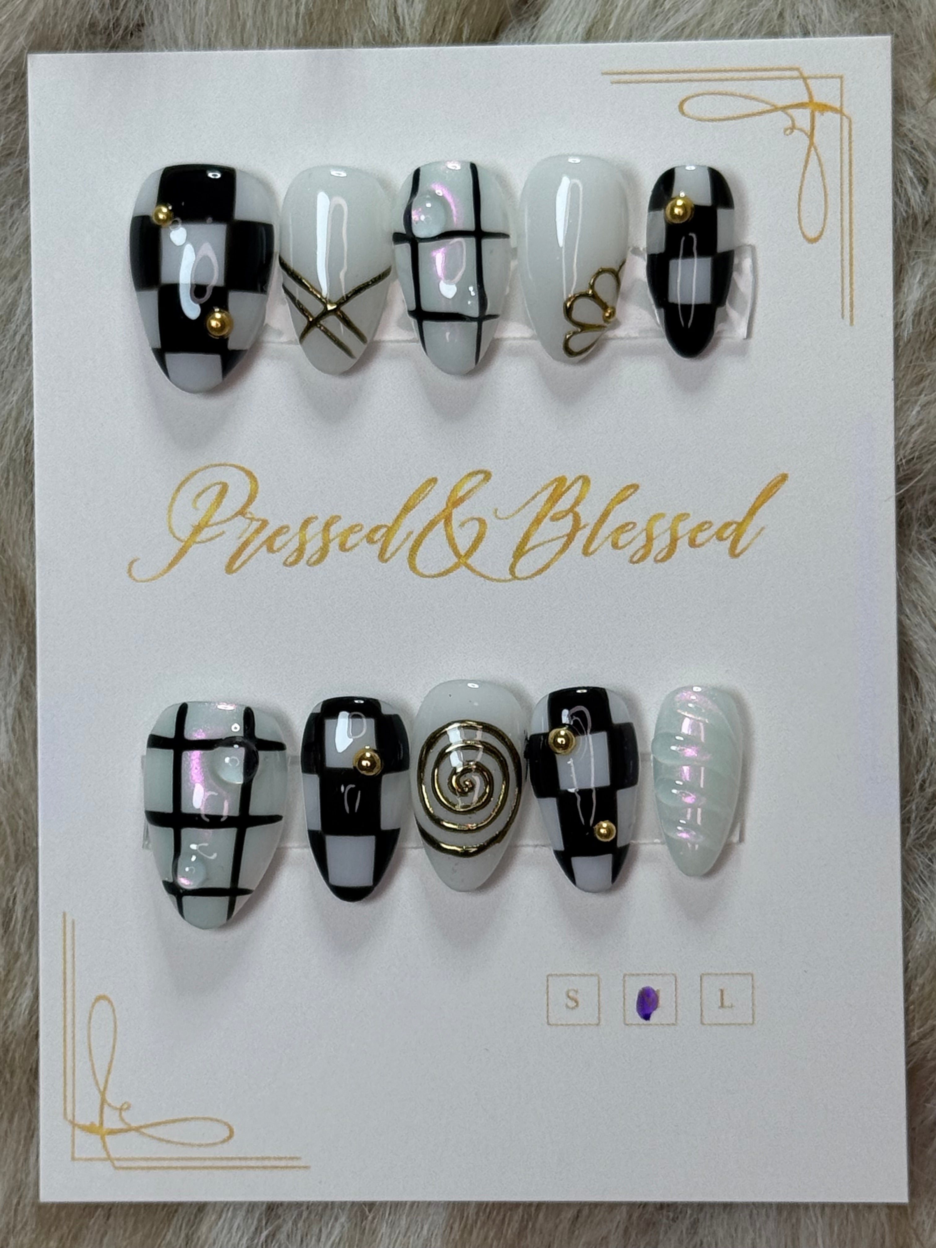 116 Gilded Checkmate - Luxury Press-On Nails