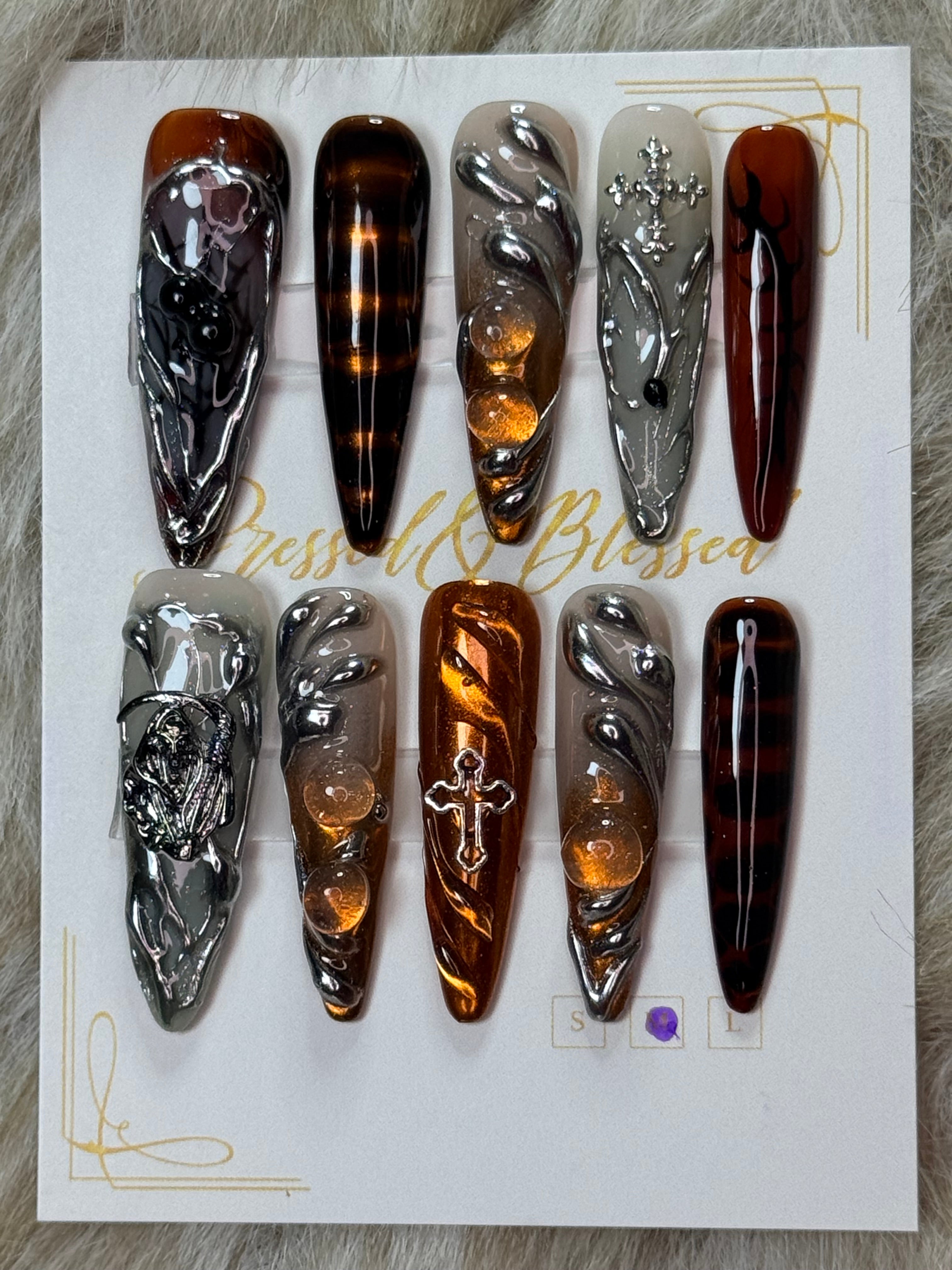 068 Amber After Dark - Luxury Press-On Nails