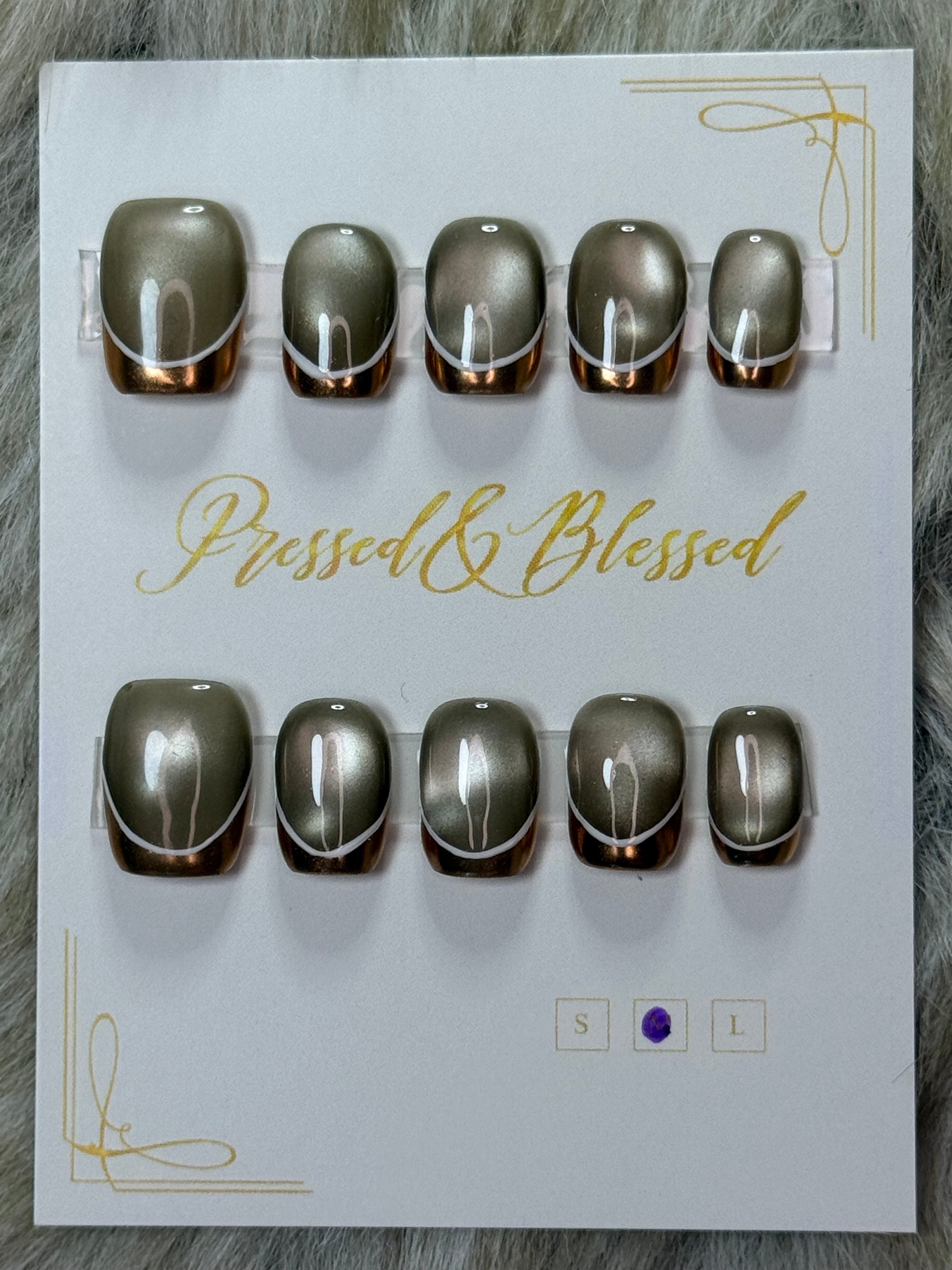 114 Chrome Authority - Luxury Press-On Nails