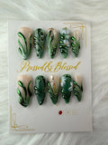 025 Royal Evergreen - Luxury Press-On Nails