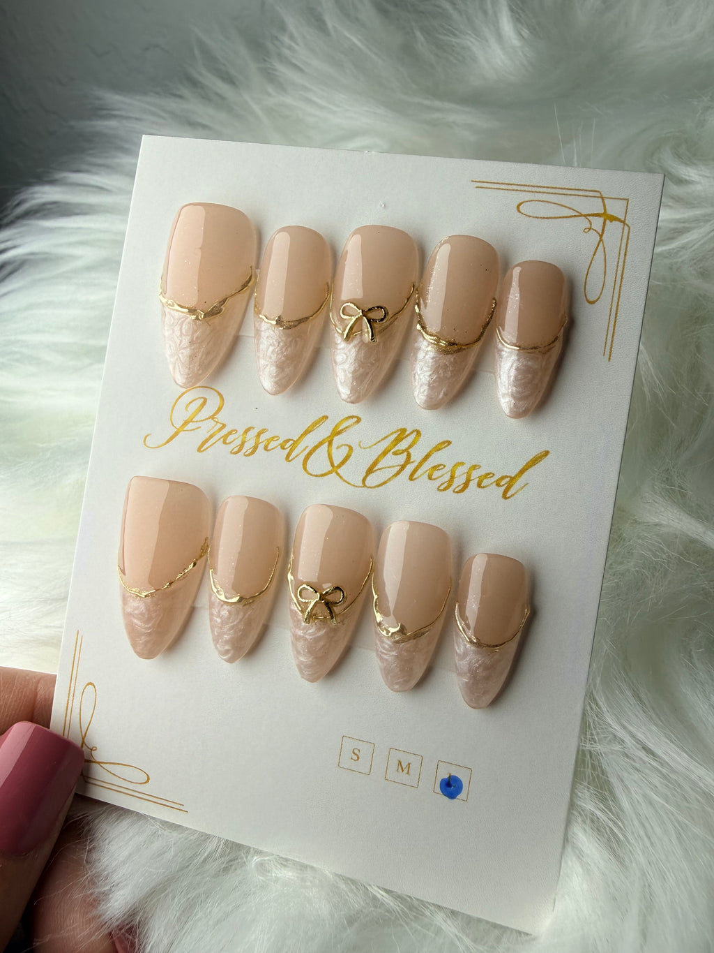 0006 Tied in Gold - Luxury Press-On Nails