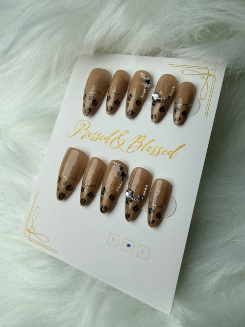 0009 Leopard Latte - Luxury Press-On Nails