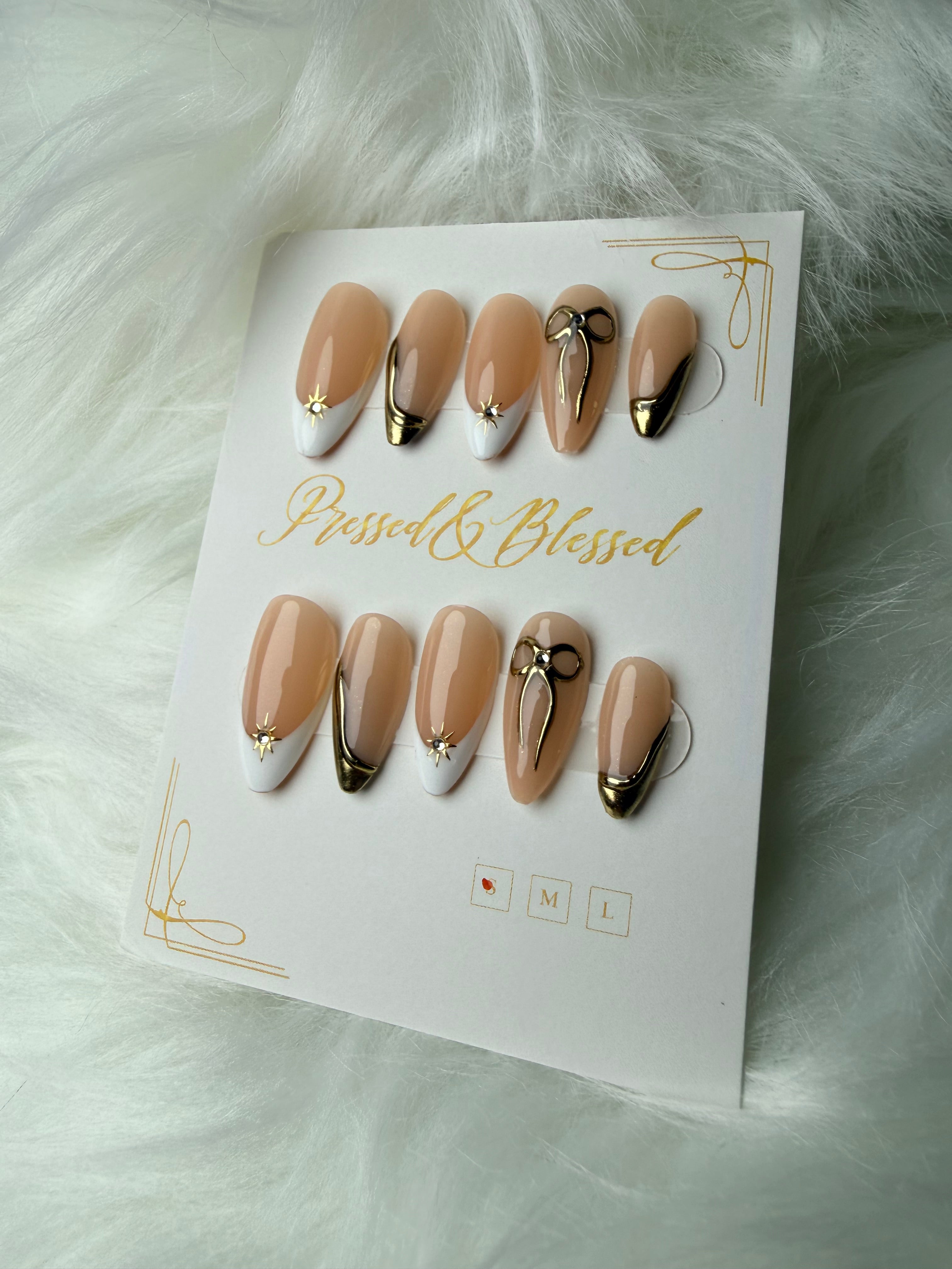 0008 Golden Constellation - Luxury Press-On Nails