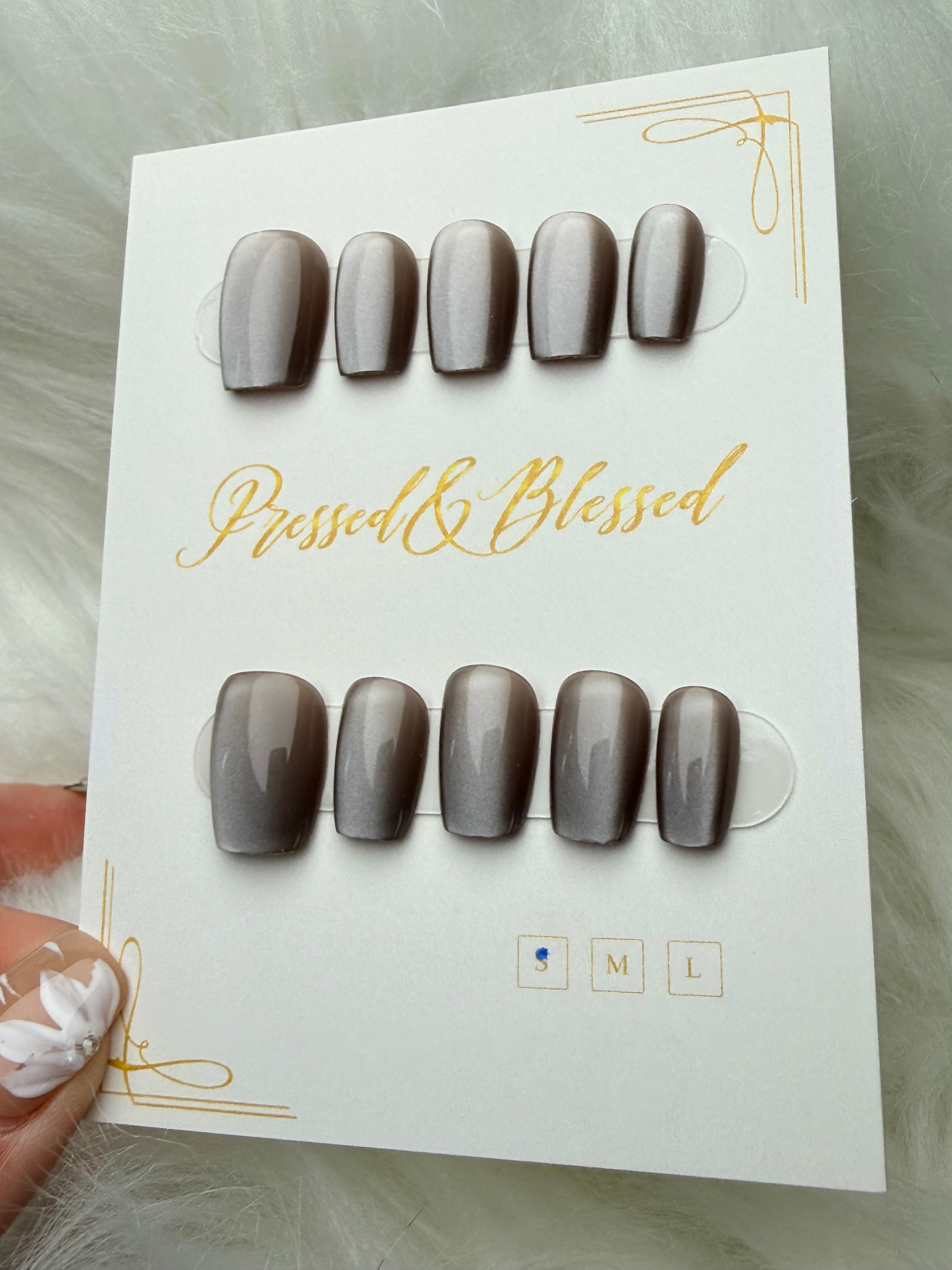 0033 Felicia - Luxury Press-On Nails