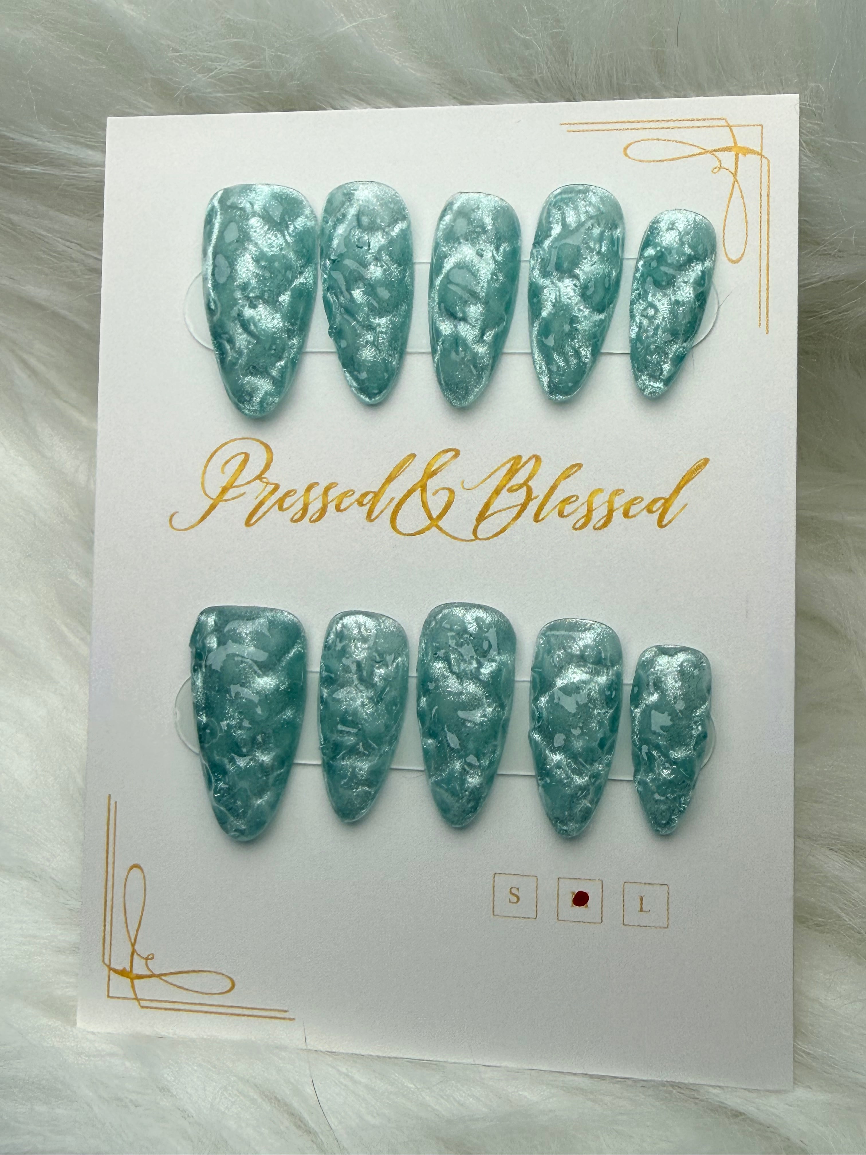 0032 Zoey - Luxury Press-On Nails