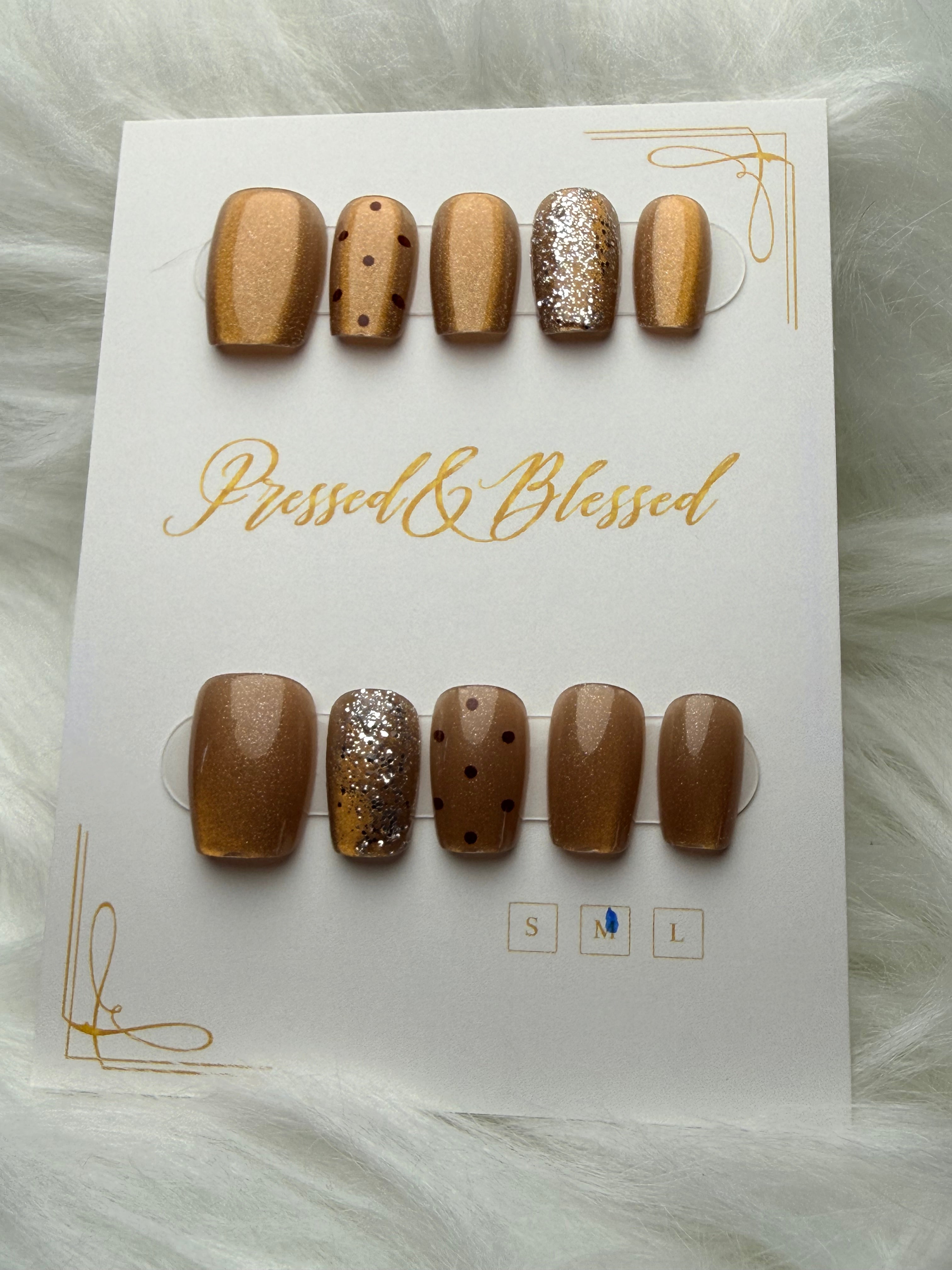 0023 Evelyn - Luxury Press-On Nails