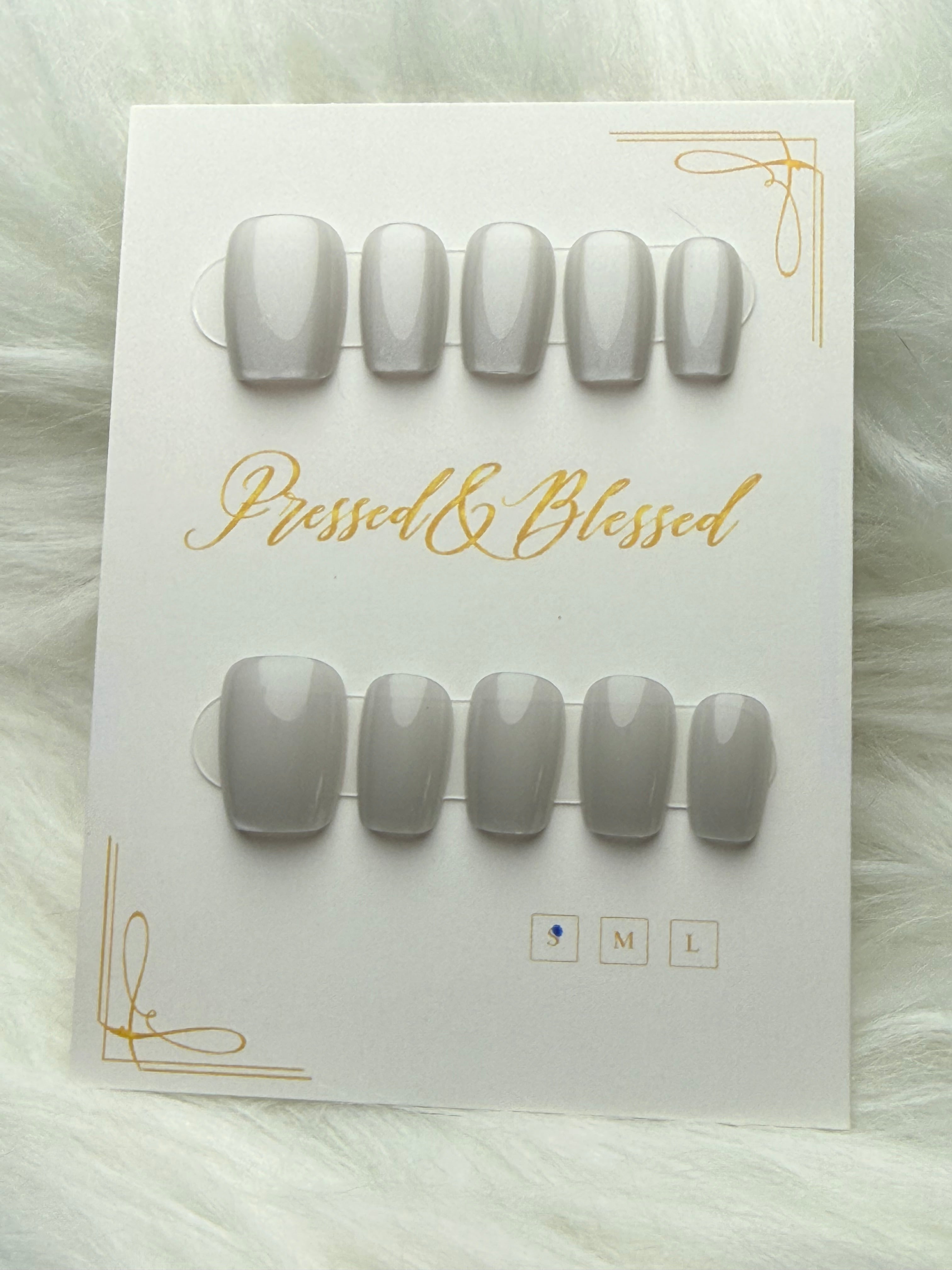 0018 Ava - Luxury Press-On Nails