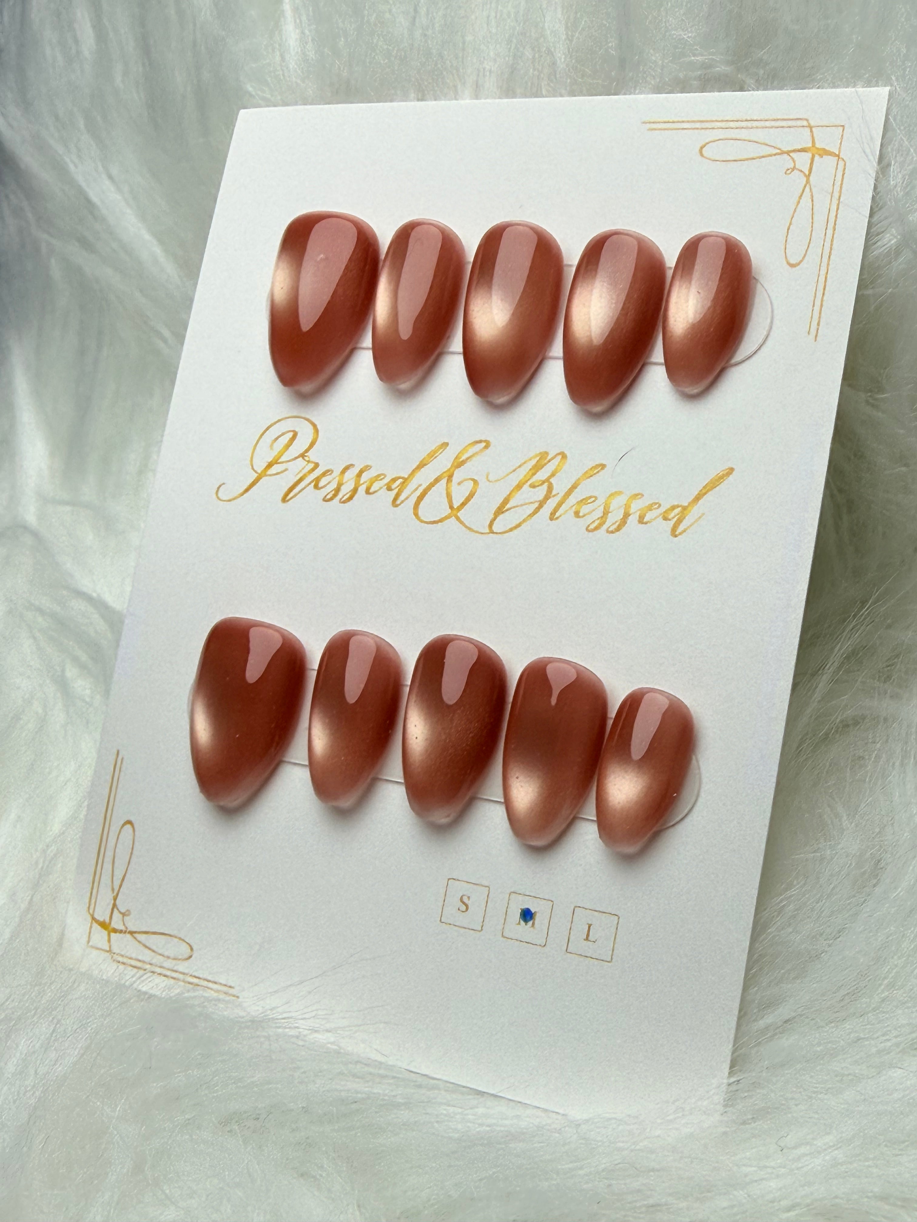 0047 Sienna - Luxury Press-On Nails